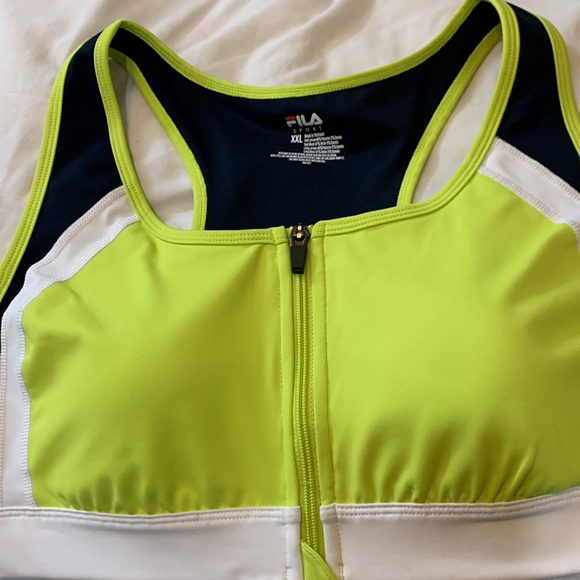 NWOT bundle of 2 sports bras - Picture 2 of 5
